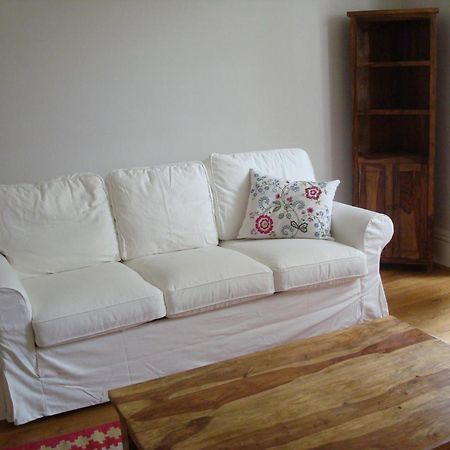 Luxury Holland Park, Sleeps 2, Free S'Fast Wifi Apartment London Ngoại thất bức ảnh